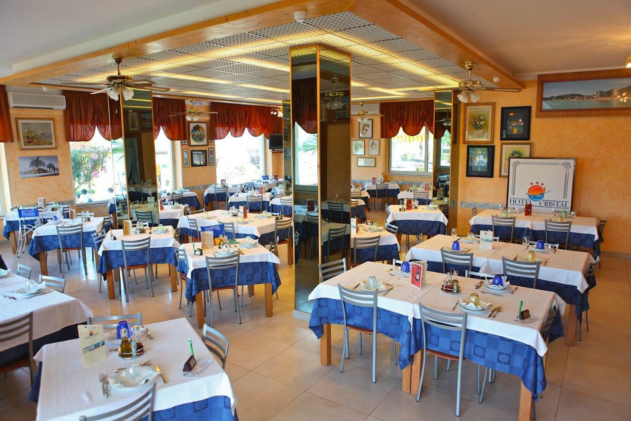 Hotel Cristal Cupra Marittima Esterno foto